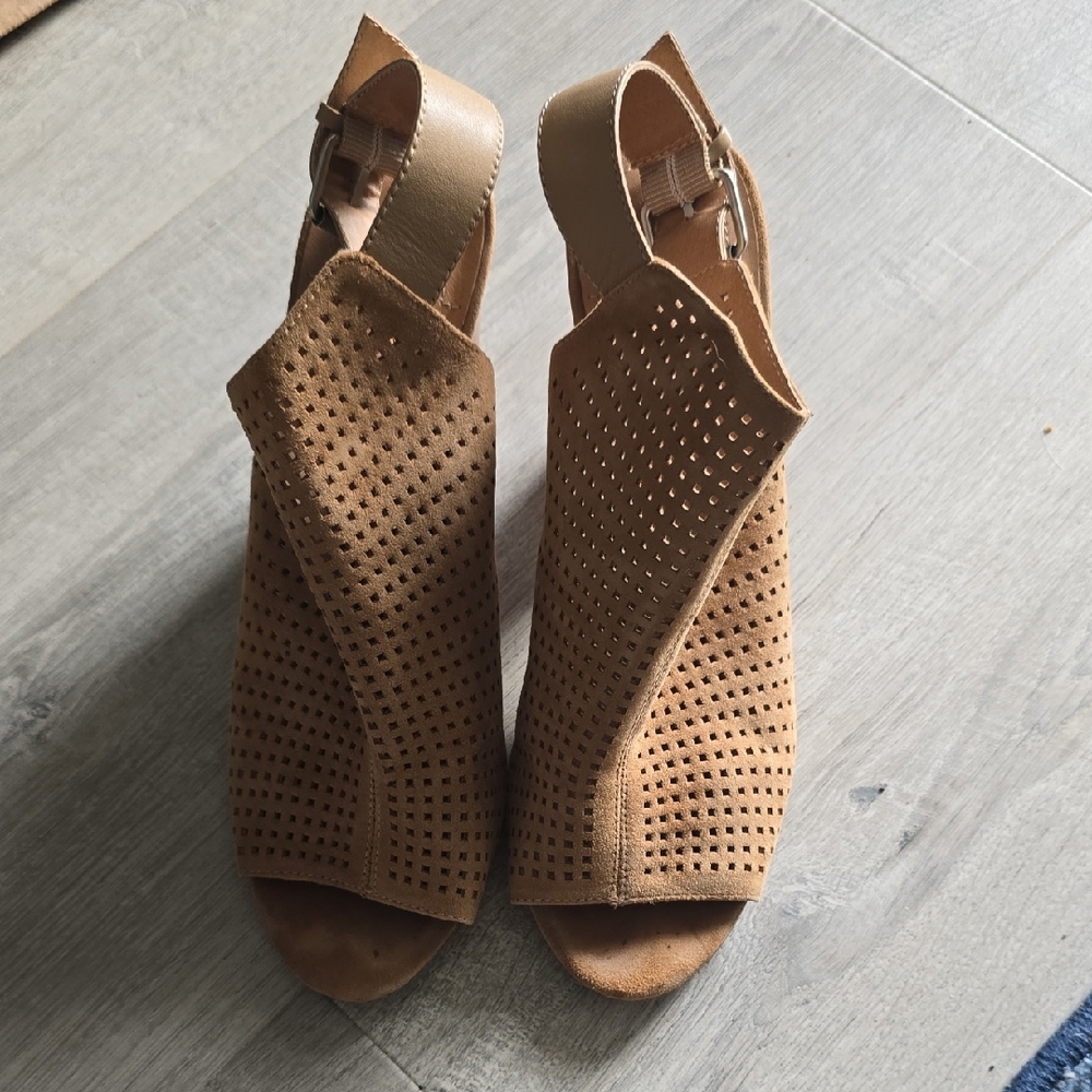 Tahari Tan Perforated Mules
